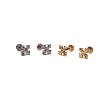 Šperky na piercing: titanové zliatiny, geometrický tvar, spracovanie Seiko, na pery