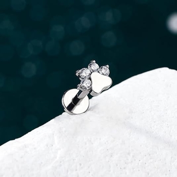 Lip-stud fülbevalók (G23 titán; sík hátsó rész; menet nélkül; kutya tappancs lenyomat; porc piercing)