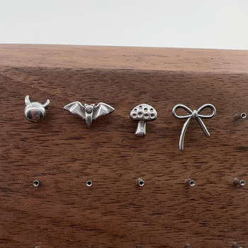 Lip nails no titāna sakaļojuma, universālās elektroplakē piercing rotaslietas, cirkona kristāls, Asteroīdā sērija