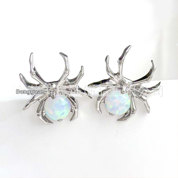 Opāla auskari, ģeometrisks dizains, bezel-set, G23 titāna sakausējums