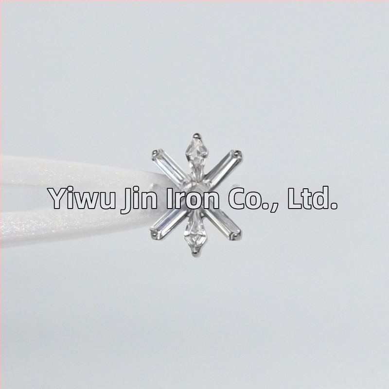 Titāna sakausējuma ausu pīrsings ar ziedu formu, mikro iestatīšana, universāls, Princesses sērija