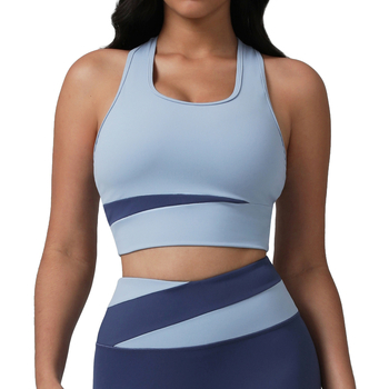 Jógához tervezett sportmelltartó I-formájú hátsó résszel, mellpárnával; anyag: nylon/elastán, 75% nylon, 25% elastán; bélés: elastán; kosár: teljes; formázott kosár: közepes; pántok rögzítettek