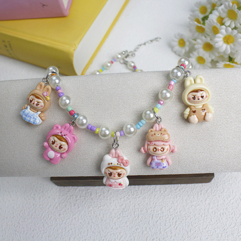 Огърлица Labubu с висулка карикатурен герой, ръчна изработка, висулка от пластмаса/акрил, топчеста верига, регулиeма дължина
