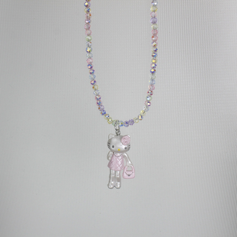 Ръчно изработена детска огърлица с котешка висулка, пластмаса/акрил, топчеста верига