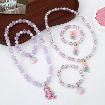 Gyermekeknek készített nyaklánc és karkötő készlet – kézzel készült, műanyag/gyanta, tekeredő lánc, imitált gyöngyök