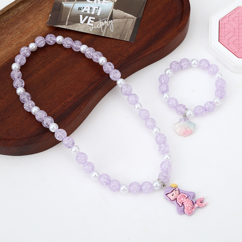 Gyermekeknek készített nyaklánc és karkötő készlet – kézzel készült, műanyag/gyanta, tekeredő lánc, imitált gyöngyök