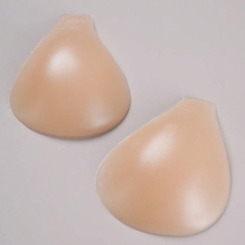 Silikoniniai krūtų pleistrai moterims — ploni, surenka ir nepastebimi; spenelio forma mango; stiliaus detalės: sequins ir blizgesys; Prekės ženklas OHTER.