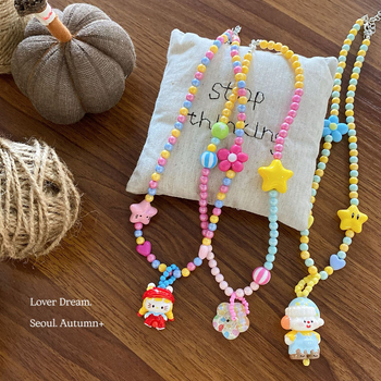 Colier pentru copii, materiale mixte, pandantiv din rășină, formă: pisicuță și stea cu cinci colțuri, lanț regulat, stil desen animat, proaspăt și dulce