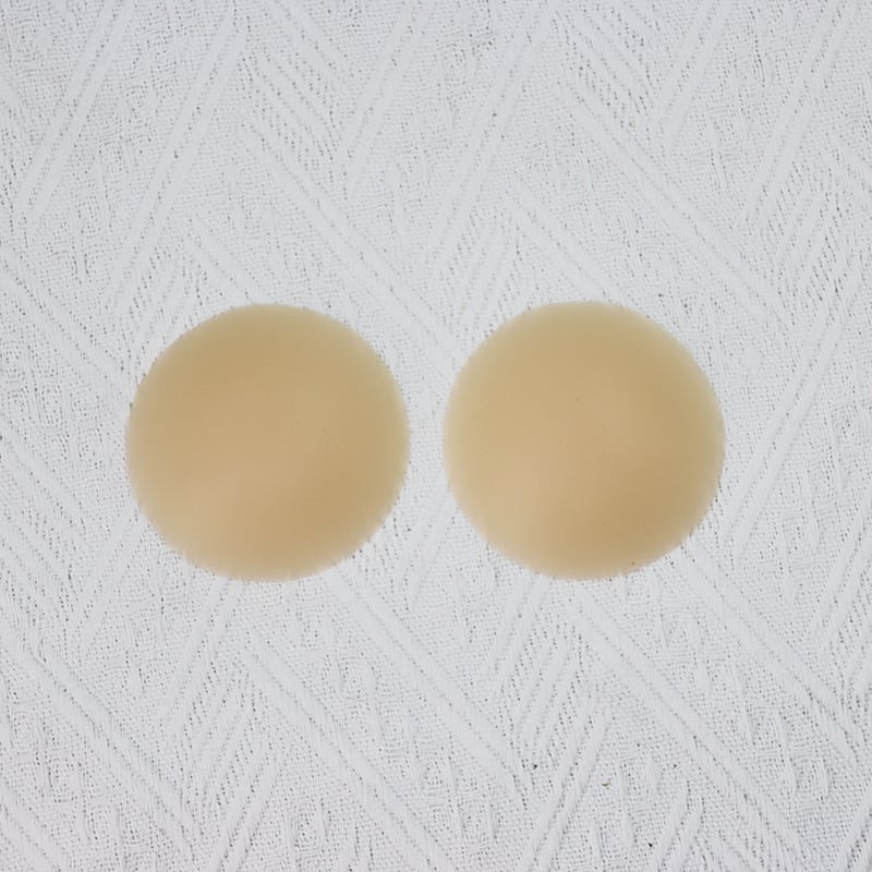 Savarankiškai lipantys silikoniniai spenelių dangteliai – ultra ploni, nepastebimi, be pėdsakų, apvalios formos, blizgi danga