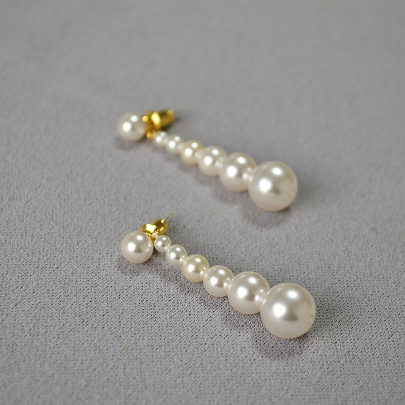 Cercei cu perle artificiale, design geometric nișă, lungi, cu ac de argint 925 – miya sophia jewelry