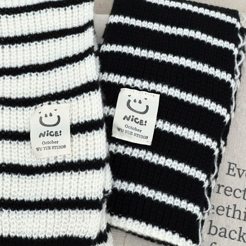 Шал – райета; полиестер; универсален стил, удължена дължина; унисекс; есенно-зимно