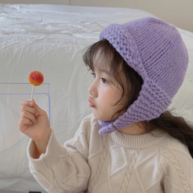 Dječja pletena kapa od Mohaira – kupolasti vrh, bez rub, tie-dye završetak, proljetno izdanje