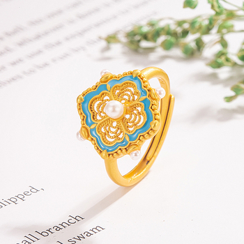 Ogrlica i prsten sa emajlom četverolistne djeteline i biserima – ženski set, bakar, elektroplating, geometrijski oblik, uvijeni lanac, mješavina poludragog kamenja