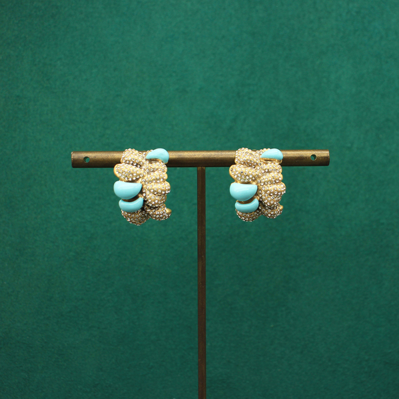 Set nakita: naušnice u obliku slova C s graviranim dizajnom i podesivim prstenom s mednim inlejom; bakar, elektroplating, brend Moxi, set: ručni nakit + naušnice