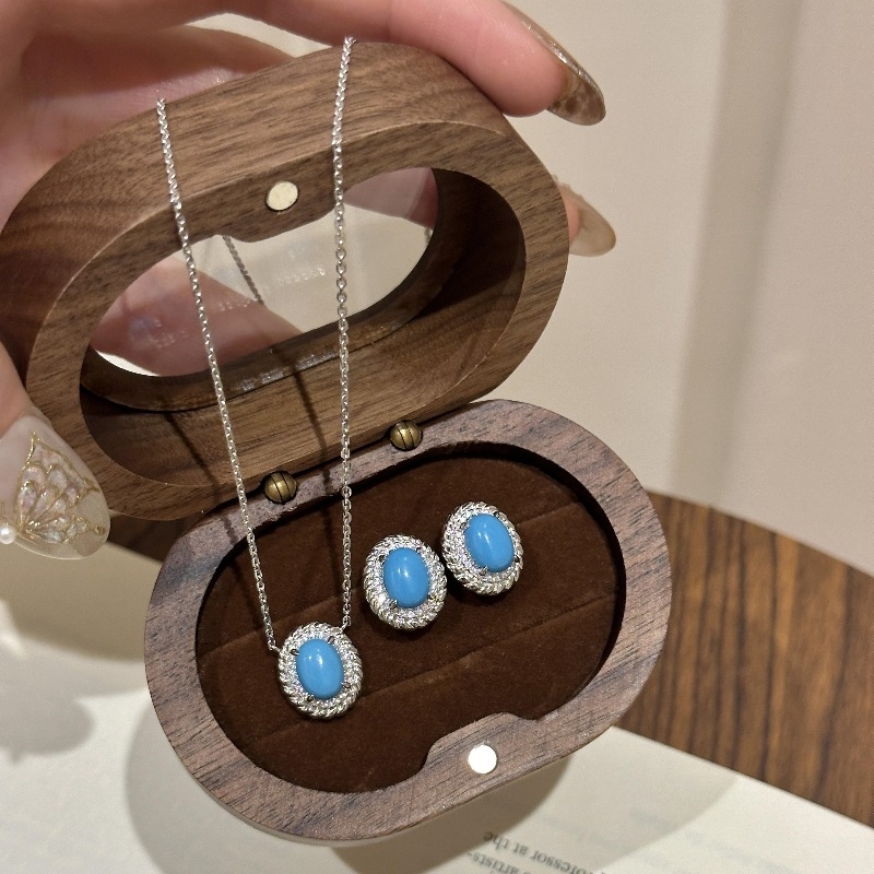 Set naušnica i lančić od bakra s turkoazom, elektroplatirano, O- lanac, retro stil
