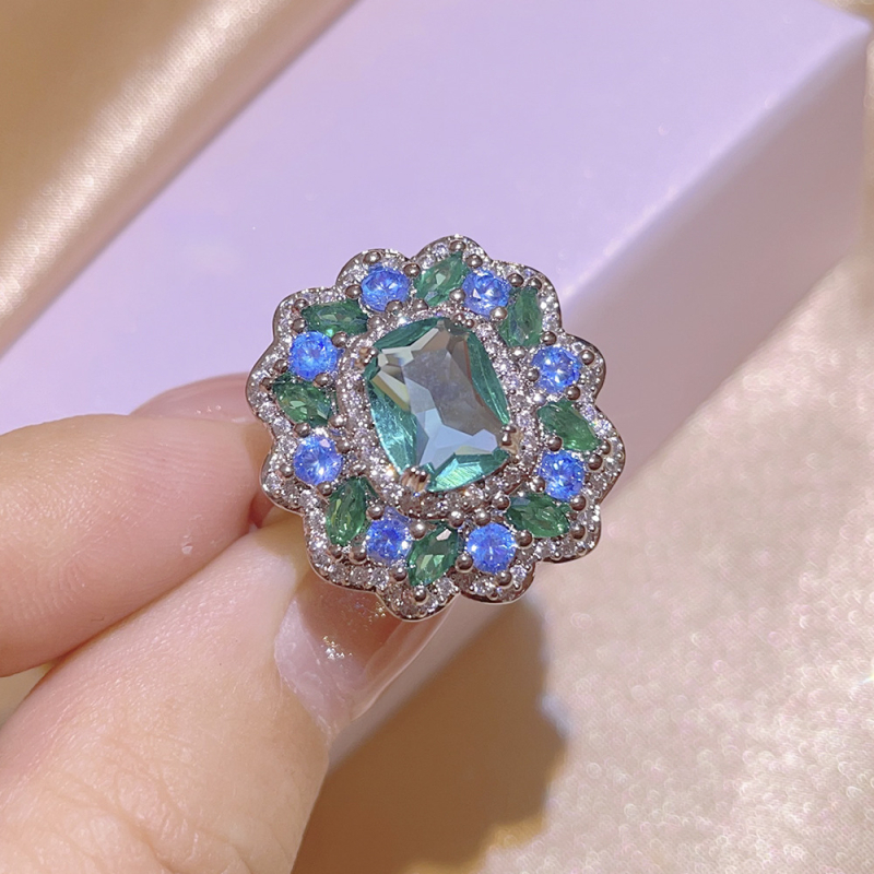 Set nakita: bakreni lančić i naušnice s elektroplatiranjem, bočni kaiš, za žene, proljeće 2024