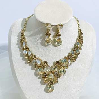 Ženski set nakita: naušnice i ogrlica, sintetički kristal, elektroplaciranje, O- lanac, cvjetni uzorak