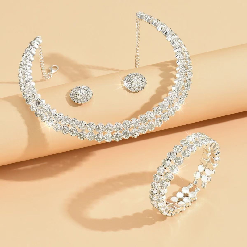 Set de bijuterii din trei piese: cercei, colier și brățară; cupru; placare electrolitică; lanț normal