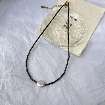 Ženski ogrlica s koralikama i privjeskom od titan čelika, ravni lanac s koralikama, višeslojni dizajn