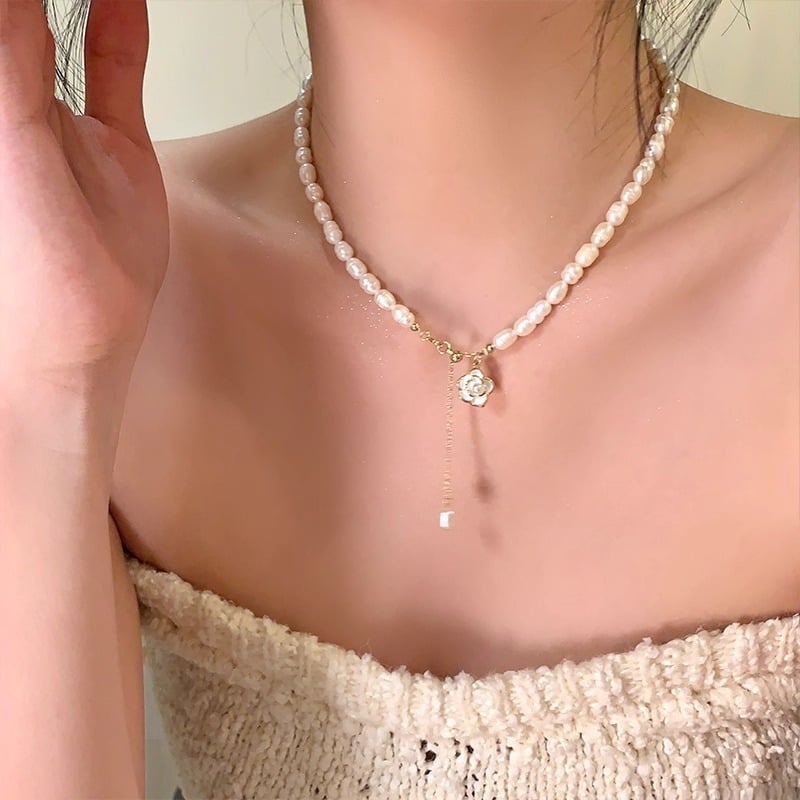 Ljetni kamelija s prirodnim biserima za žene, lagani luksuz, nišni visoki rang, choker za ključnu kost