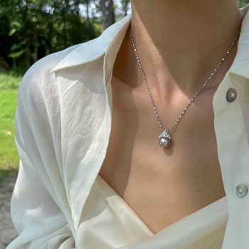 Colier cu lanț de perle și un pandantiv din argint 925, micro-incrustare, stil geometric, pentru femei