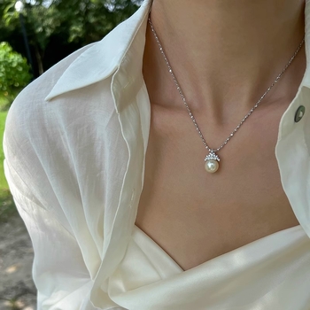 Colier cu lanț de perle și un pandantiv din argint 925, micro-incrustare, stil geometric, pentru femei