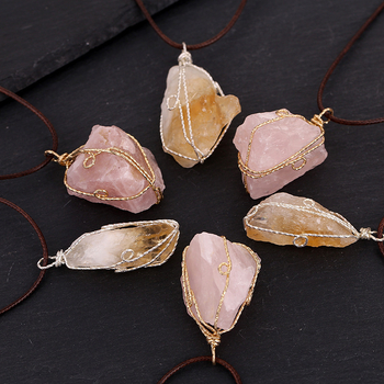 Medál – Természetes kristály, szabálytalan kő, Drótba tekerve, DIY ékszer kiegészítő, Csiszolás és polírozás