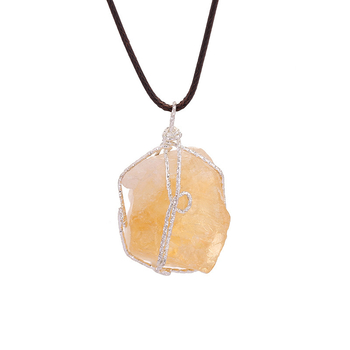 Medál – Természetes kristály, szabálytalan kő, Drótba tekerve, DIY ékszer kiegészítő, Csiszolás és polírozás