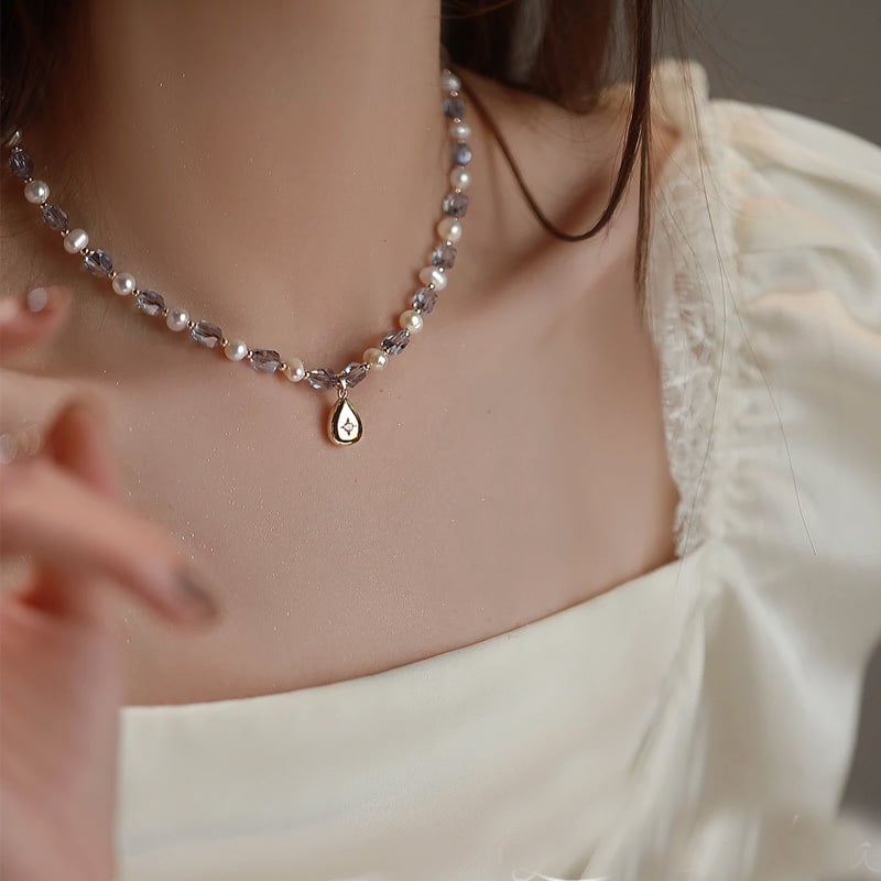 Ogrlica od školjkastih bisera, kristali s facetama, dizajn zvjezdano neba, lagani luksuz stil