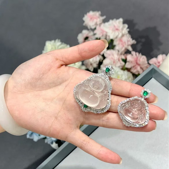 Kalcedon Buddha medálos nyaklánc – Inlay, Természetes anyag, Szabálytalan alak, Függő medál, Könnyű luxus stílus