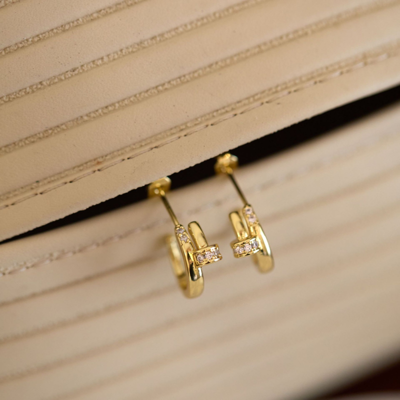 Naušnice - pozlaćeno bakreno, geometrijski oblik, elektroplatiranje, svijetli luksuzni stil, za žene