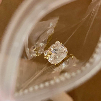 Cercei stud - Kitty Cat, formă desen animat, Argint 925, placare electroplatină, stil lux lejer, material tijă: Argint 925