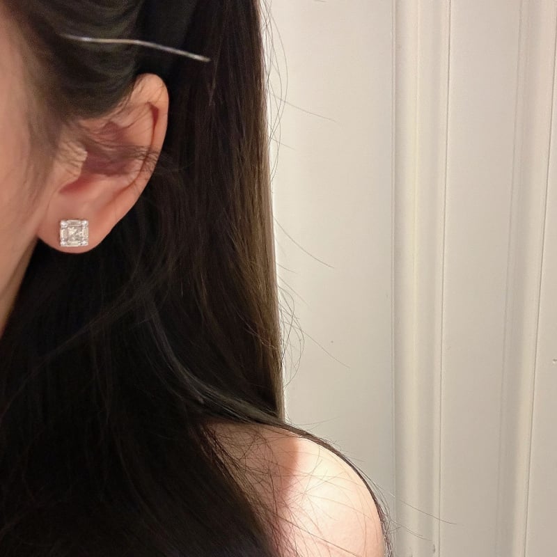 Nagi cercei geometrici cu montură de diamant, din argint 925 – stil feminin proaspăt și dulce