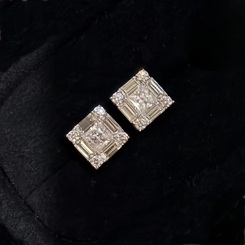 Nagi cercei geometrici cu montură de diamant, din argint 925 – stil feminin proaspăt și dulce