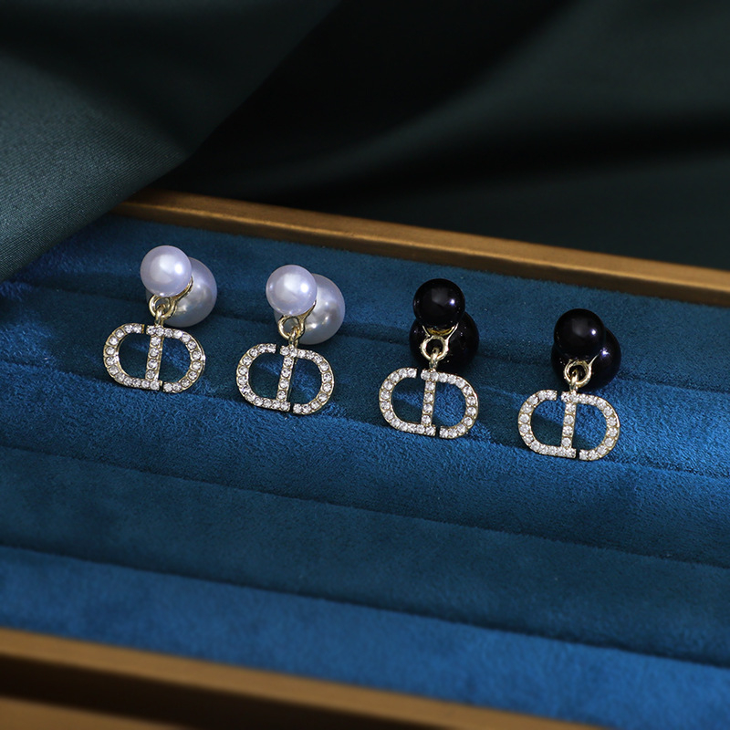 Naušnice od cinkove legure s perlama ugradnjom, kapkovitog oblika, tekst s slovima/brojevima, lagani luksuzni stil