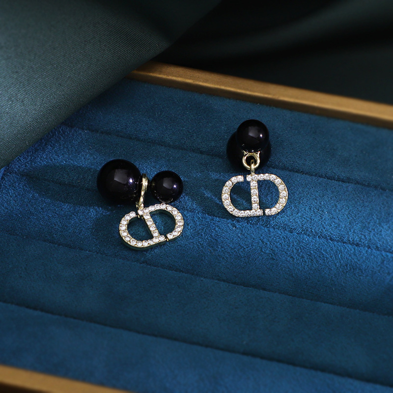 Naušnice od cinkove legure s perlama ugradnjom, kapkovitog oblika, tekst s slovima/brojevima, lagani luksuzni stil