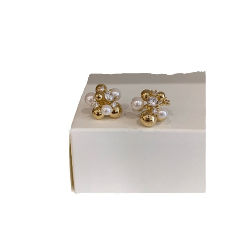 Fülbevalók - Kristályos gyöngy virág gömb, Geometriai dizájn, Mesterséges gyöngy, Elektroplakolt felület, Természetes stílus, 2024 tél