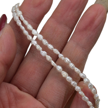 Kexu pärlid Snow Energylt – Looduslikud vees pärlid, vabakivi stiil, Naked pearls, 2025 sügis