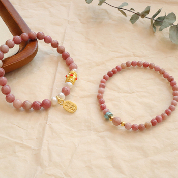 Ručno izrađena ženska kamena narukvica s geometrijskim dizajnom