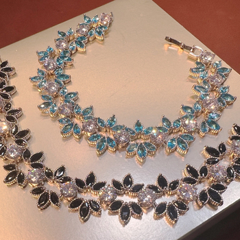 Ženski narukvica, romb oblik, dijamantno postavljena, bakar-plastični materijal, lagani luksuz stil