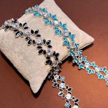 Ženski narukvica, romb oblik, dijamantno postavljena, bakar-plastični materijal, lagani luksuz stil