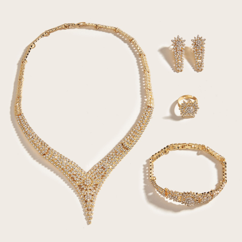 Set de bijuterii pentru femei – pietre în formă de V, zirconii, aliaj de zinc, electroplacare, pandant din cupru; include colier, cercei și inel