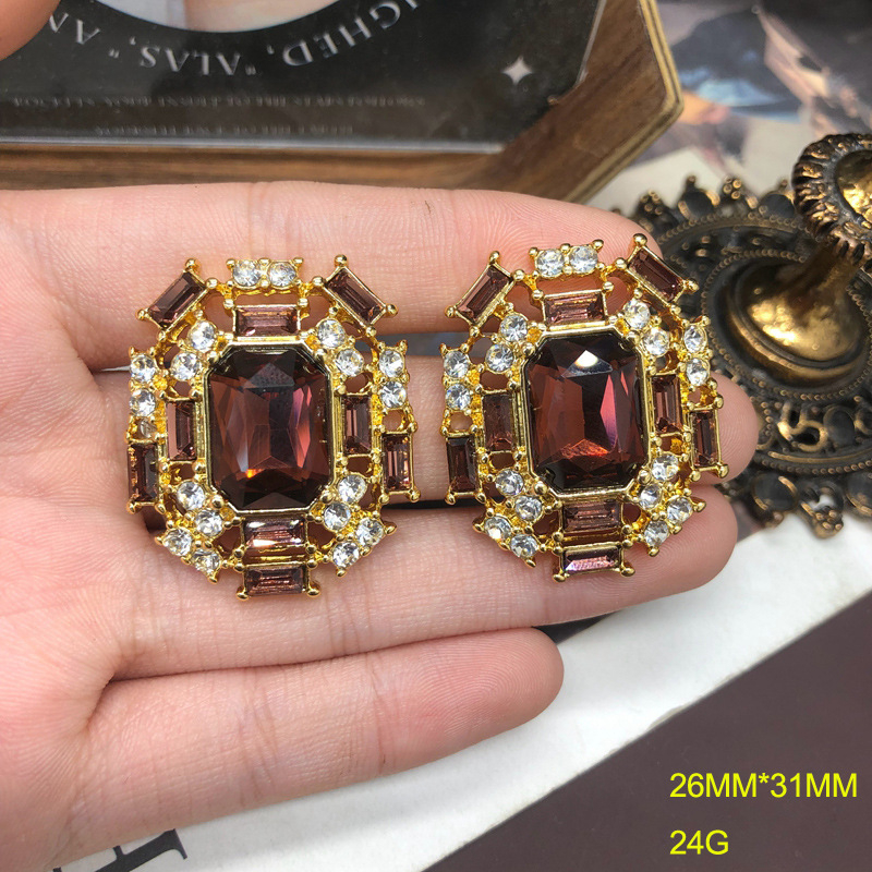 Set colier și cercei – stil vintage multi-strat, placare electrolitică, brand Oral, toamna 2024