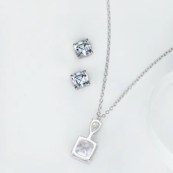 Set de bijuterii: cercei și colier din argint 925, cu pietre, lanț regulat, forme inimă/picătură/clopot