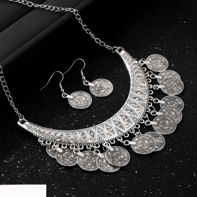 Set de bijuterii: cercei și colier în stil palat, lanț cu valuri, pandant din aliaj, modele inimă/picătură de apă/clopot