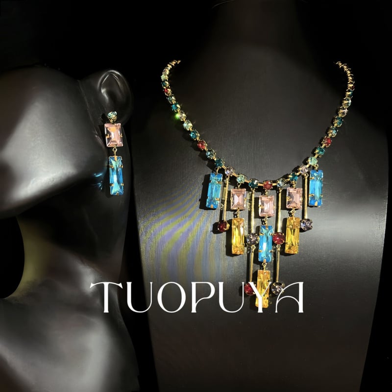 Set cercei și colier cu încrustație de cupru și mărgele de sticlă, pandant geometric, lanț standard – bijuterii feminine, stil ușor lux, de la Topya