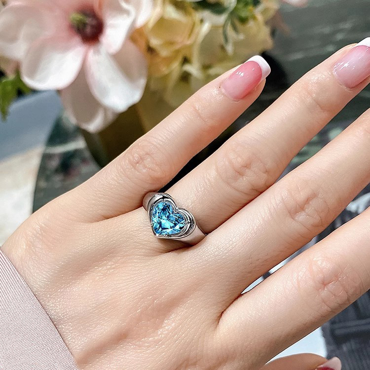 Set de bijuterii din cupru cu pandantiv inimă — lanț cu zale încrucișate și brățară, modele inimă/picătură de lacrimă/clopot