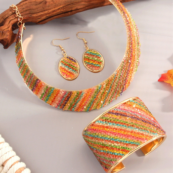 Set nakita: Ogrlica, Naušnice i Narukvica; Cinkov spoj s kristalnim akcentima, Elektroplatiranje, Oštrica lanac