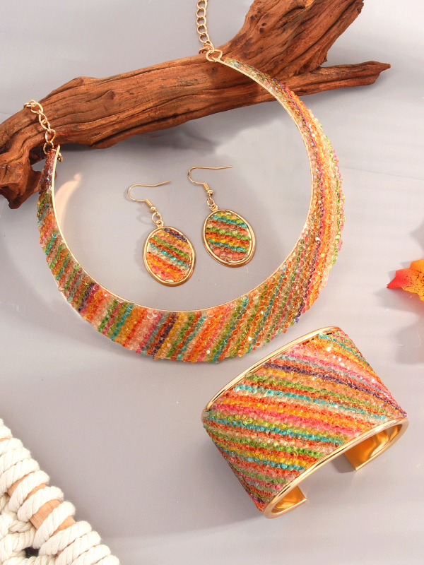 Set nakita: Ogrlica, Naušnice i Narukvica; Cinkov spoj s kristalnim akcentima, Elektroplatiranje, Oštrica lanac