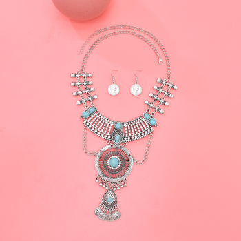 Set de bijuterii: cercei și colier, aliaj, placare electrolitică, stil retro, ciucuri